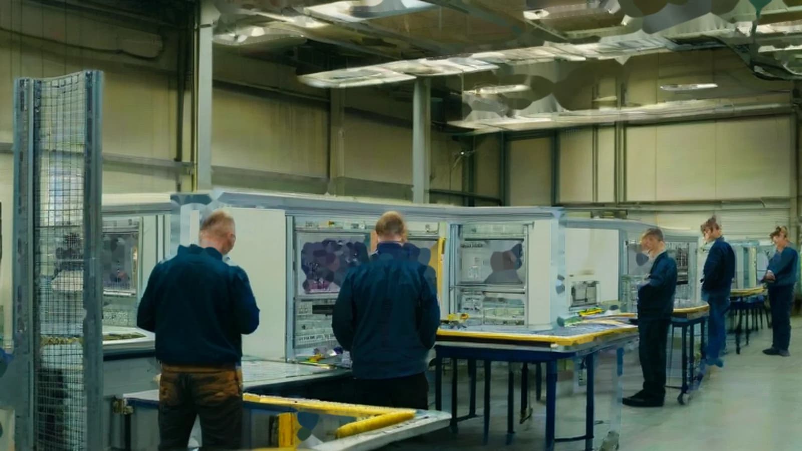 Scène professionnelle suisse dédiée à l'article Emploi Fribourg industrie : production